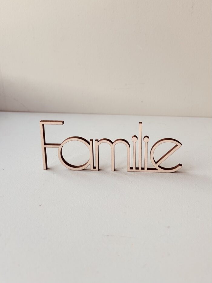 IMG_1222 August und Gertrude Schriftzug Familie – Bild 2