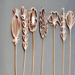 August und Gertrude Filigrane Blumen aus Holz