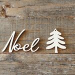 Weihnachtsanhänger und Schriftzüge