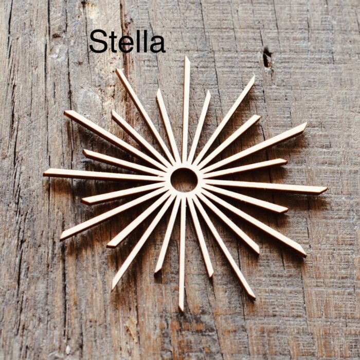 August und Gertrude Weihnachts Sterne Holzsterne Geschenkanhänger – Bild 5