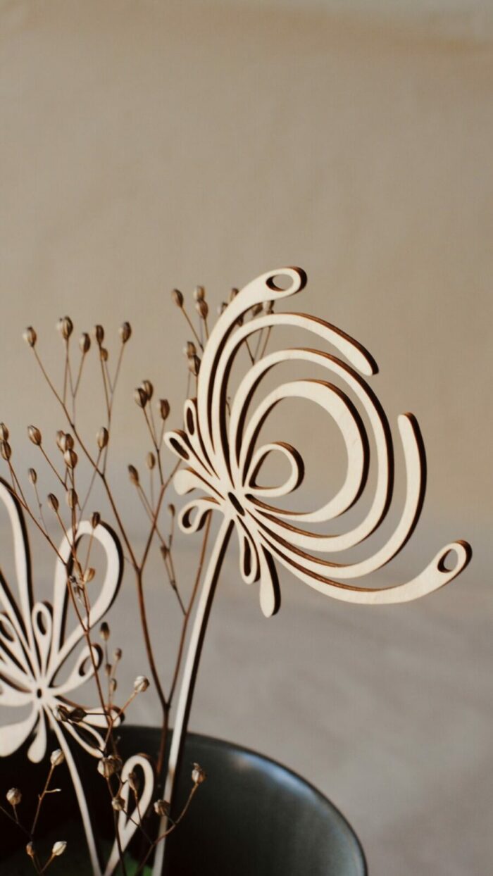 August und Gertrude Holzblume Flor und Flora – Bild 2