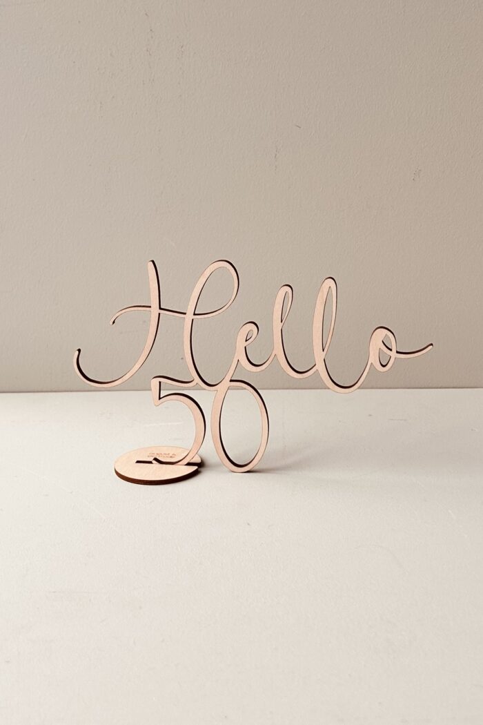 August und Gertrude Schriftzug Hello 50 – Bild 2