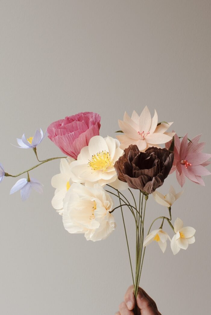 Papierblumen Strauss Alva 9 Blüten – Bild 3