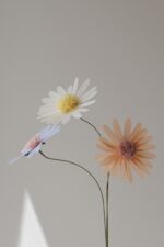 Papierblume Marga 3 Blüten creme lachs flieder – Bild 3
