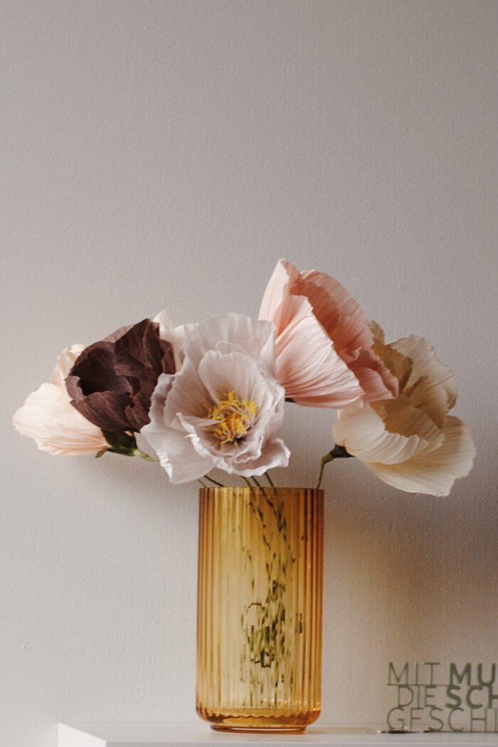 Papierblumen Strauß Frieda 5 Blüten creme-lachs – Bild 3