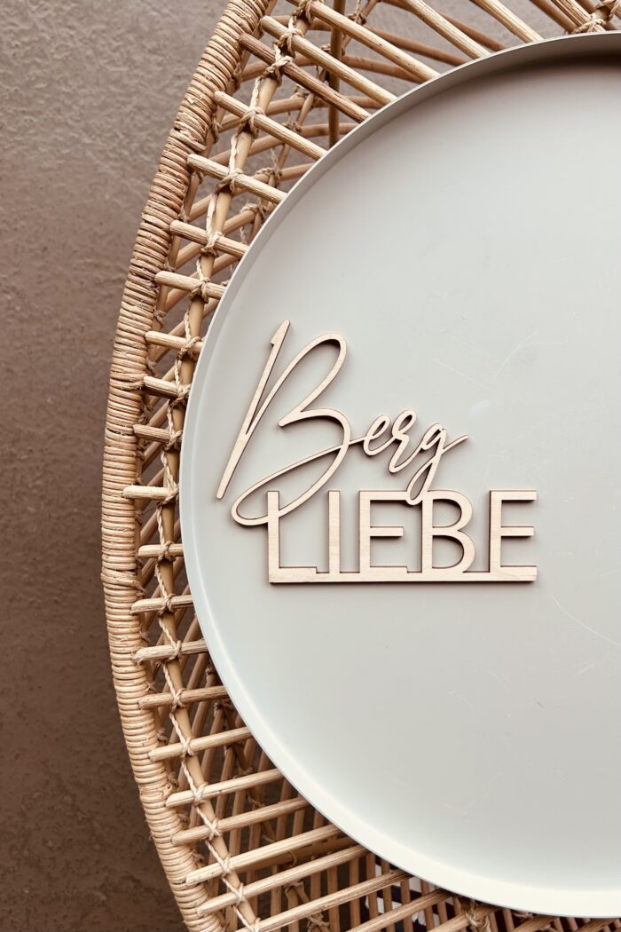 Schriftzüge Lasercut aus Birkensperrholz – Bild 3